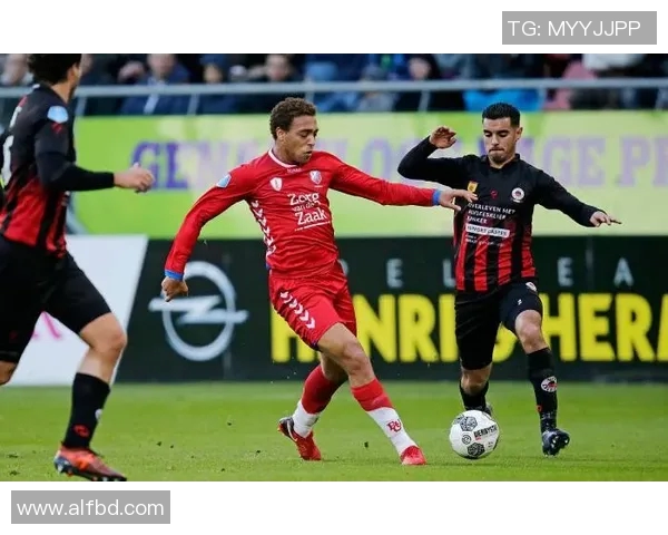 鹿特丹斯主场迎战乌德勒支双方争夺关键积分的精彩对决